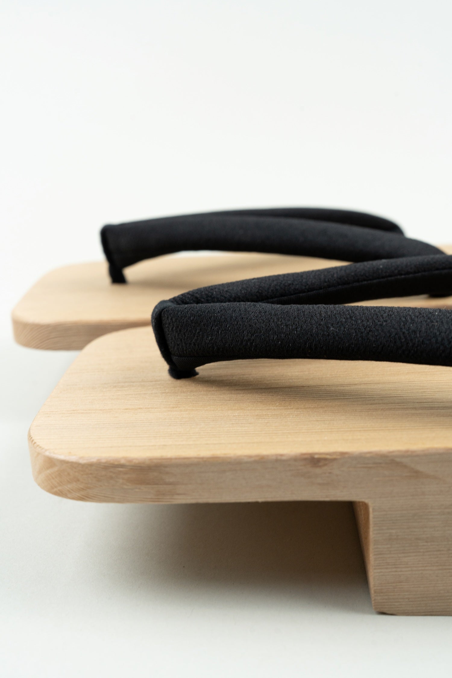 ISAMI GETA-ukon- two- – イサミ足袋本舗
